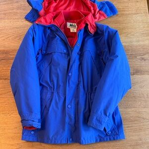 REI Vintage Women's Blue Ski Jacket with Red Interior